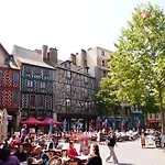 Rennes Centre Historique, Place Ste Anne