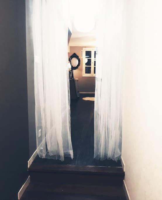 Centre Historique, Place Ste Anne Appartement Rennes